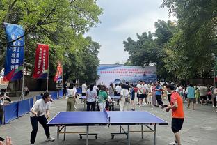 霍楠怼静雨：我说周琦街溜子但我道过歉 若乔帅亚运夺冠你咋道歉